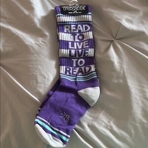 Gumball Poodle Read to live live to read Socks